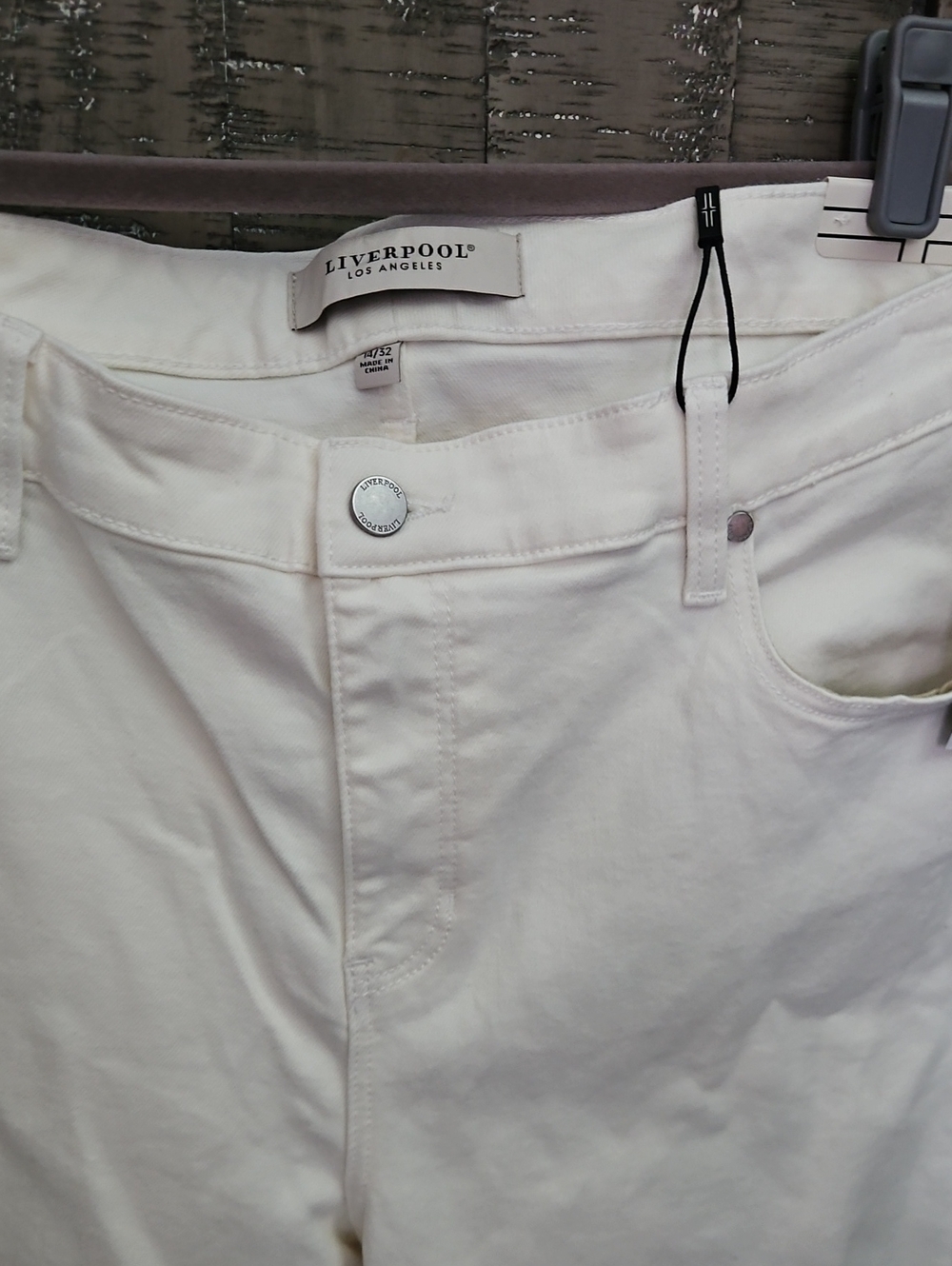 Liverpool Cream Women's HANNAH CROP FLARE  Denim Pants